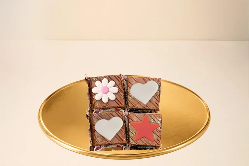 Amor y Amistad 2026: cómo celebrar el mes más dulce del año con pastelería artesanal postre brownie amor y amistad locales Choconuez - Cajicá Chía Tabio Sabana de Bogotá